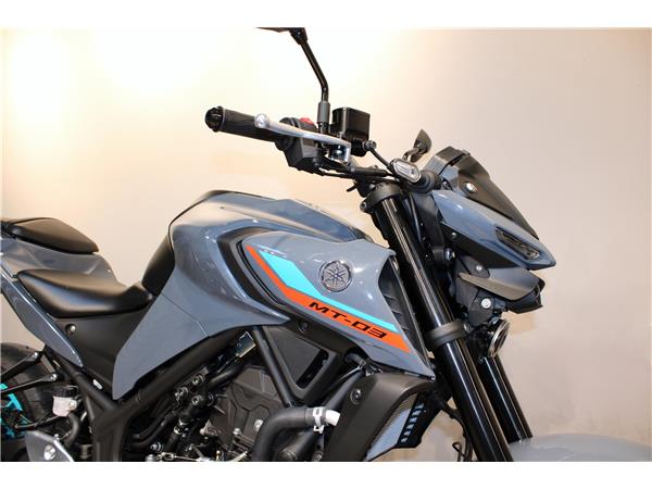 YAMAHA MT-03