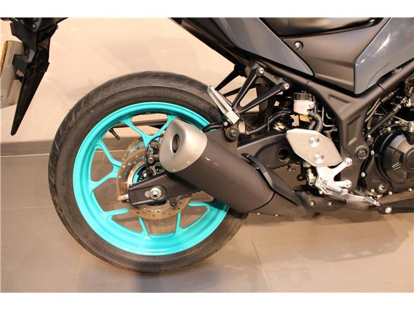 YAMAHA MT-03
