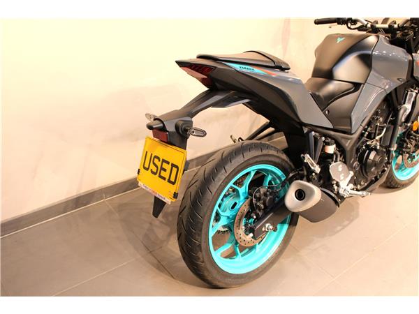 YAMAHA MT-03