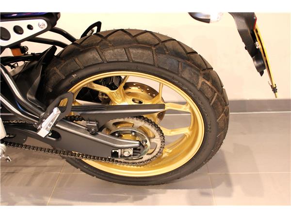 YAMAHA XSR125