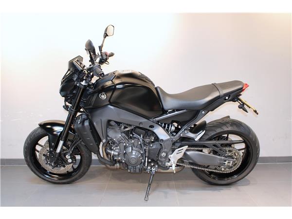 YAMAHA MT-09