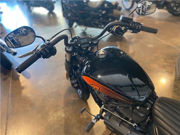 Harley-Davidson Softail-Cruiser Street Bob 114 - 2022