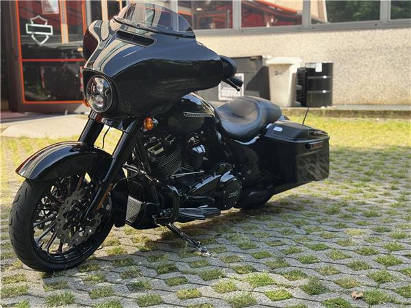 2019 Street Glide Special