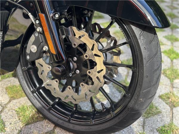 2019 Street Glide Special