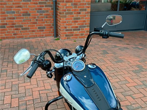 FLHCS Softail Heritage Classic 