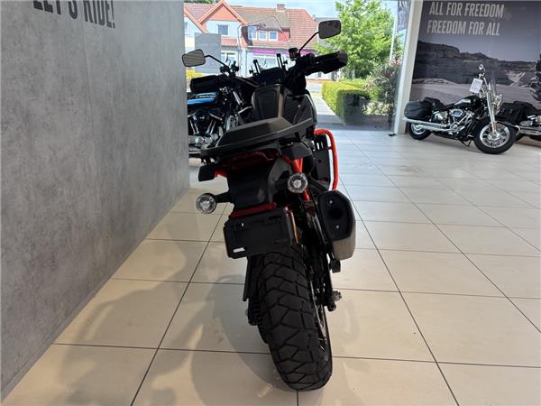 RA1250 Pan America Special 