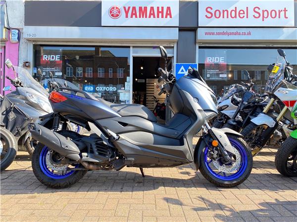  2022 Yamaha XMAX 125