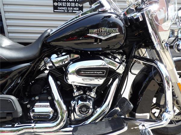 2019 HARLEY-DAVIDSON ROAD KING