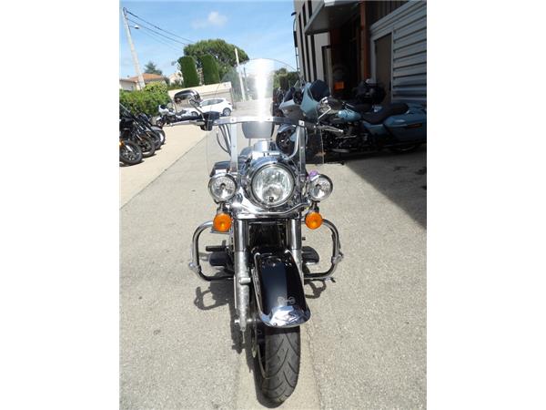 2019 HARLEY-DAVIDSON ROAD KING