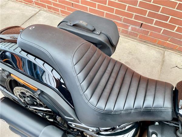 2021 HARLEY-DAVIDSON SOFTAIL FXFBS FAT BOB 114