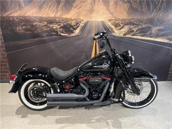 FLHCS Softail Heritage Classic 