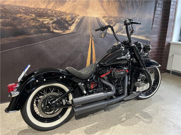 FLHCS Softail Heritage Classic 
