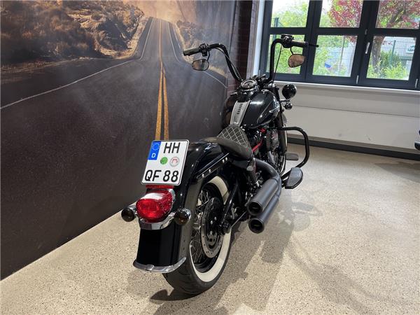 FLHCS Softail Heritage Classic 