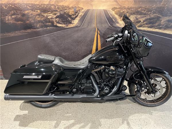 FLHXST Street Glide Special ST KessTech Don uvm