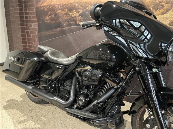 FLHXST Street Glide Special ST KessTech Don uvm