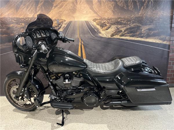 FLHXST Street Glide Special ST KessTech Don uvm