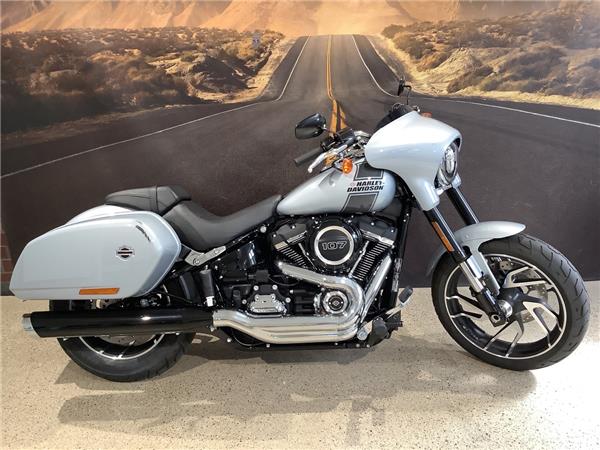 FLSB Softail Sport Glide 