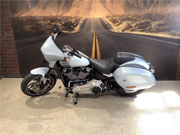 FLSB Softail Sport Glide 
