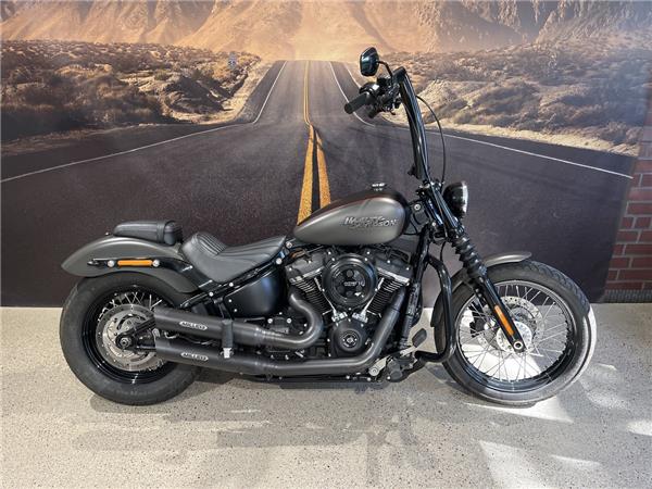 FXBB Softail Street Bob Miller Auspuff uvm