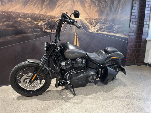 FXBB Softail Street Bob Miller Auspuff uvm