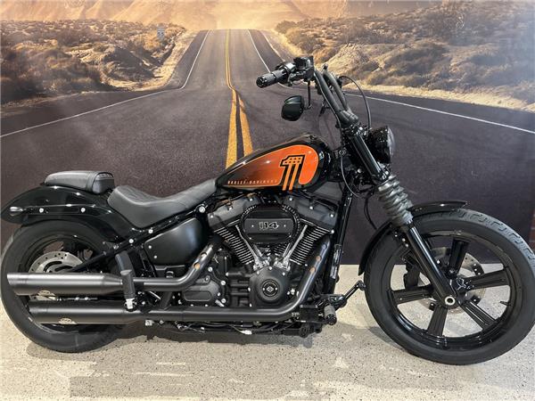 FXBBS Softail Street Bob Jekill & Hyde uvm