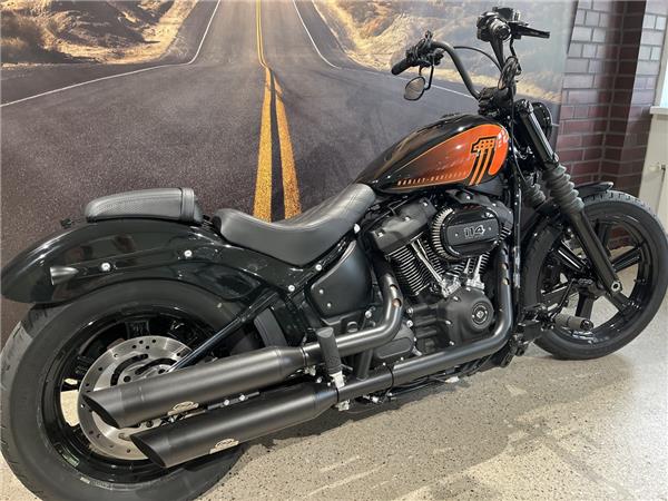 FXBBS Softail Street Bob Jekill & Hyde uvm