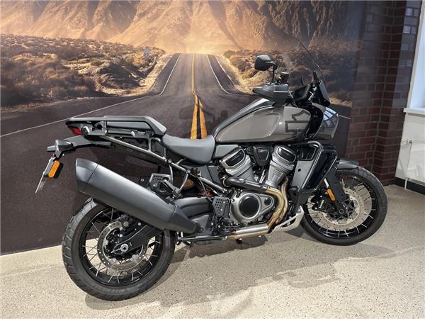 RA1250S Pan America Special 