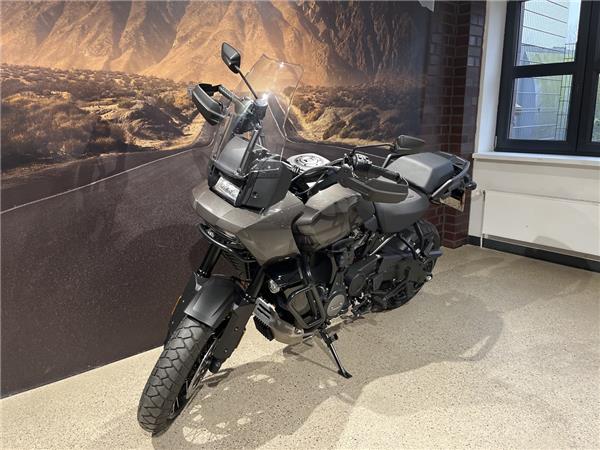 RA1250S Pan America Special 