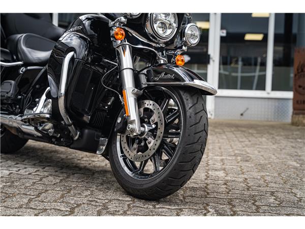 Harley-Davidson Kiel FLHTK Electra Glide Ultra Limited -Kesstech-
