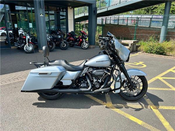 2020 HARLEY-DAVIDSON TOURING FLHXS STREET GLIDE SPECIAL