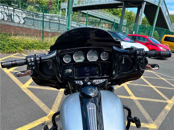 2020 HARLEY-DAVIDSON TOURING FLHXS STREET GLIDE SPECIAL