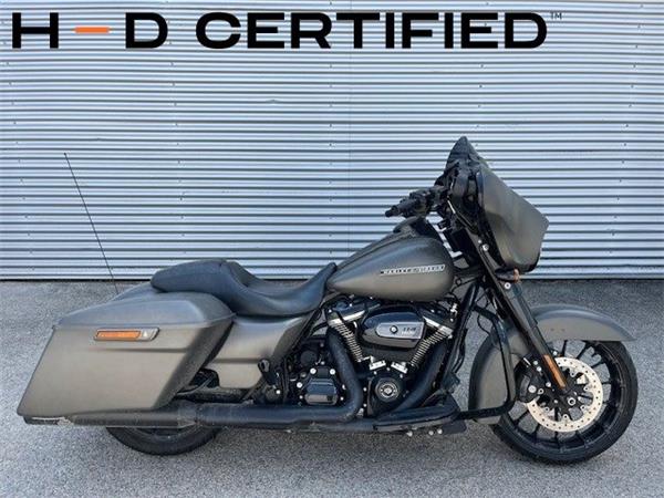 2019 Harley-Davidson Touring Street Glide Special FLHXS