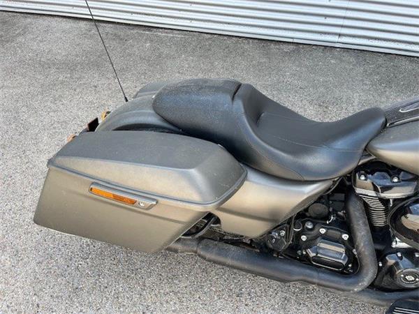 2019 Harley-Davidson Touring Street Glide Special FLHXS