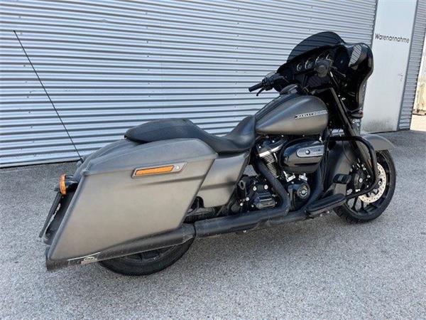 2019 Harley-Davidson Touring Street Glide Special FLHXS
