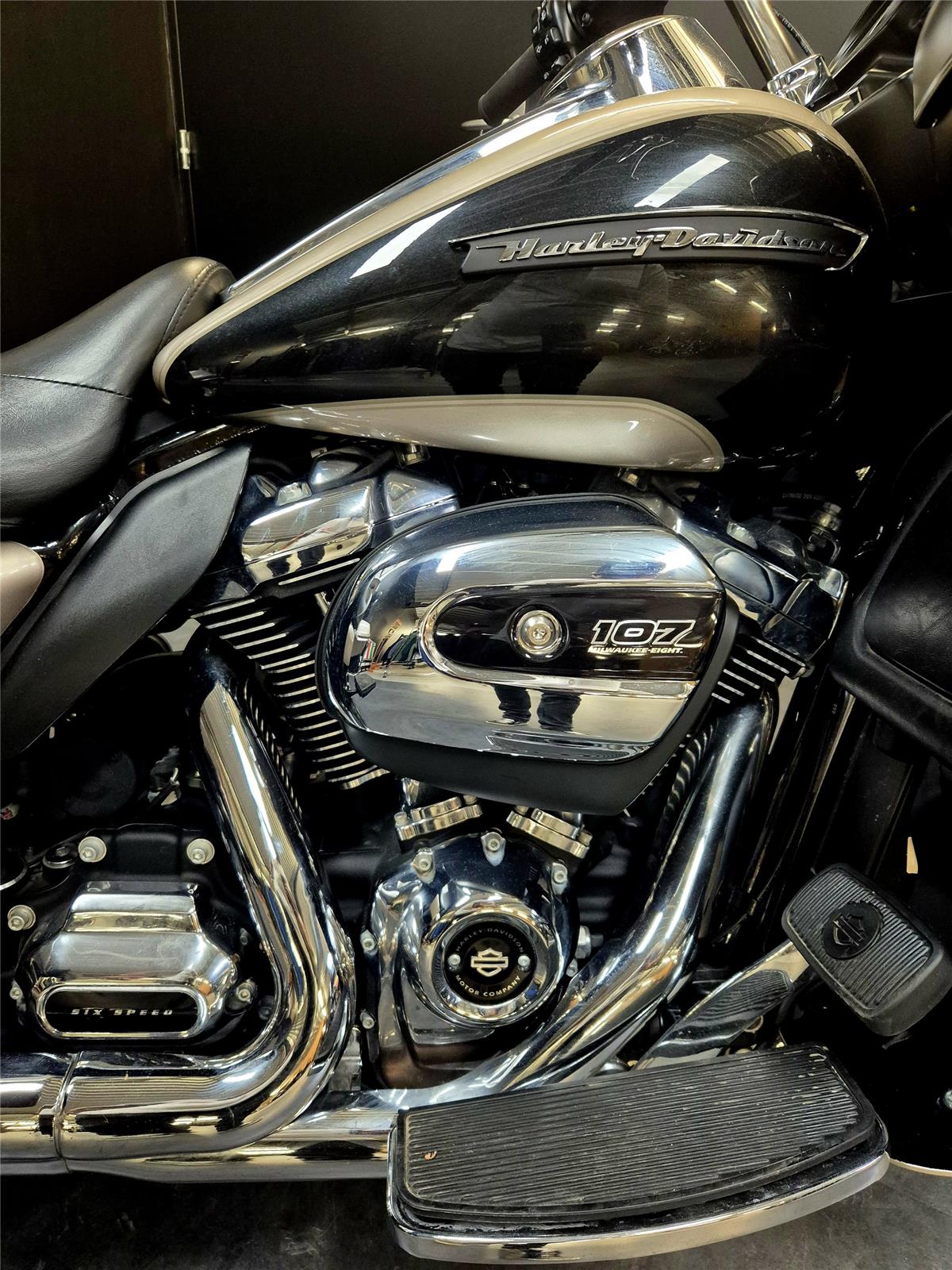 2017 HARLEY-DAVIDSON ROAD GLIDE