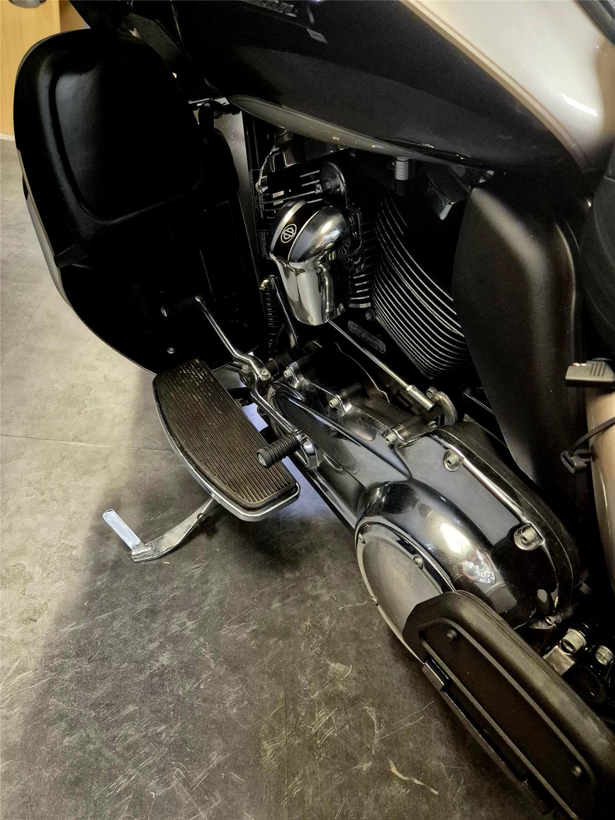 2017 HARLEY-DAVIDSON ROAD GLIDE