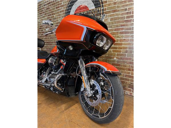 2022 HARLEY-DAVIDSON ROAD GLIDE