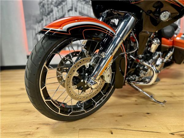 2022 HARLEY-DAVIDSON ROAD GLIDE