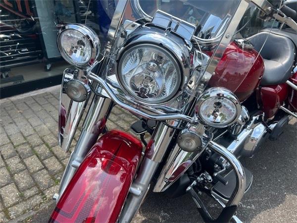 2021 HARLEY-DAVIDSON ROAD KING