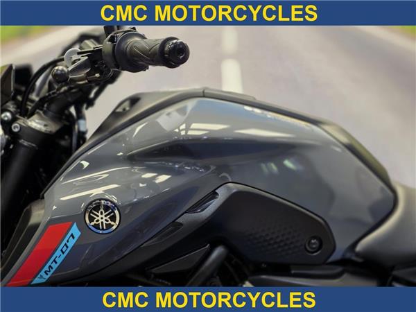  Yamaha MT-07 MT 07