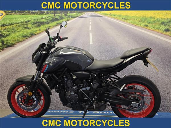  Yamaha MT-07 MT 07