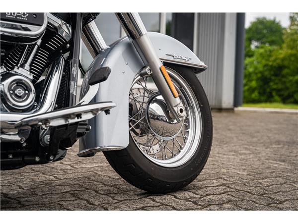 Harley-Davidson Kiel Softail Heritage FLHCS 114 CUI -NEUWERTIG -