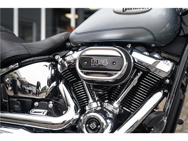 Harley-Davidson Kiel Softail Heritage FLHCS 114 CUI -NEUWERTIG -