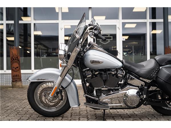Harley-Davidson Kiel Softail Heritage FLHCS 114 CUI -NEUWERTIG -
