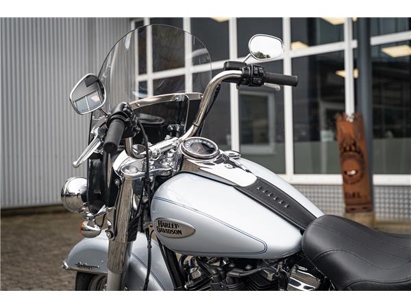 Harley-Davidson Kiel Softail Heritage FLHCS 114 CUI -NEUWERTIG -