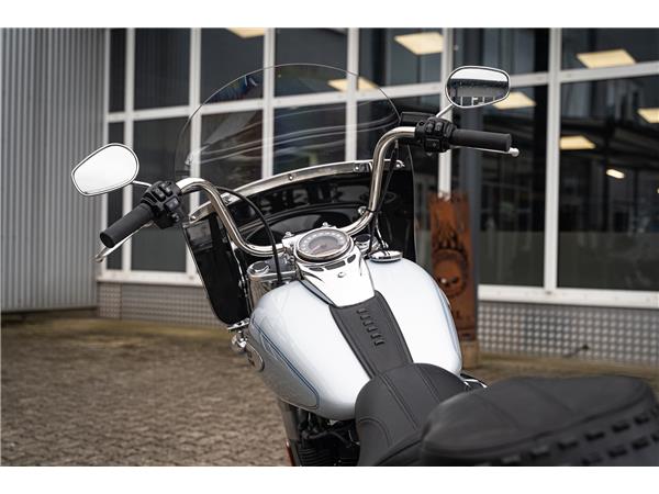 Harley-Davidson Kiel Softail Heritage FLHCS 114 CUI -NEUWERTIG -