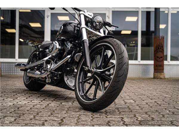 Harley-Davidson Kiel FXBS Breakout 103cui - Jekill & Hyde -