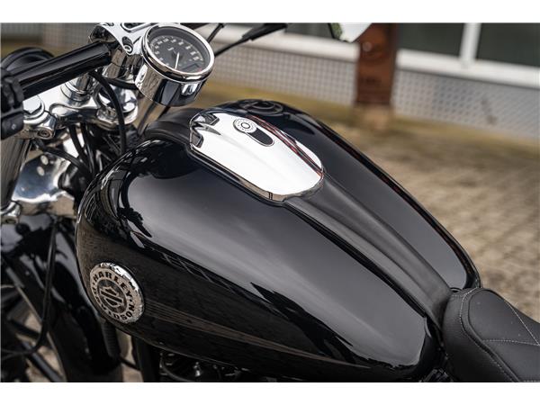 Harley-Davidson Kiel FXBS Breakout 103cui - Jekill & Hyde -