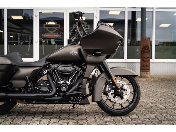 Harley-Davidson Kiel FLTRXS Road Glide Special - Jekill&Hyde - Ape