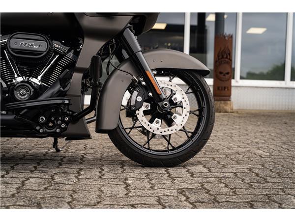 Harley-Davidson Kiel FLTRXS Road Glide Special - Jekill&Hyde - Ape